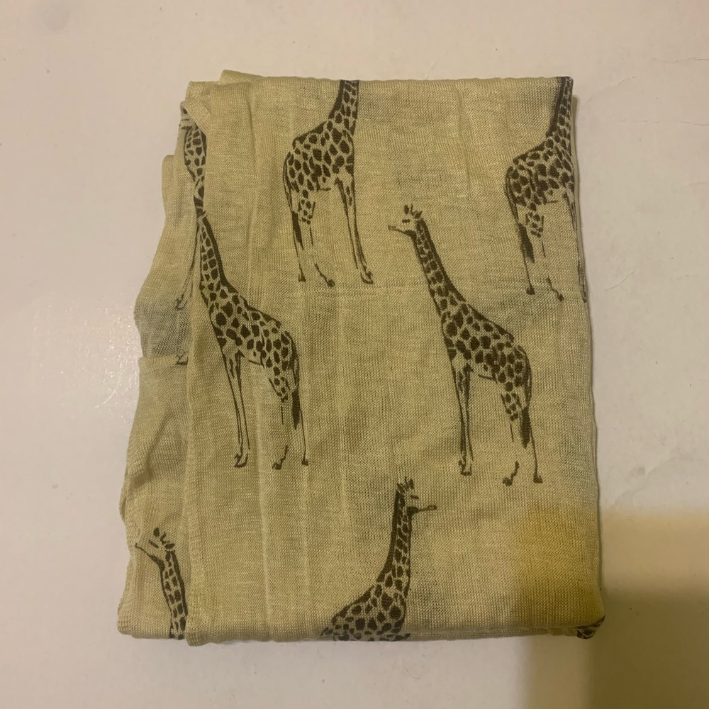 Giraffe Infinity Scarf - Picture 2 of 3